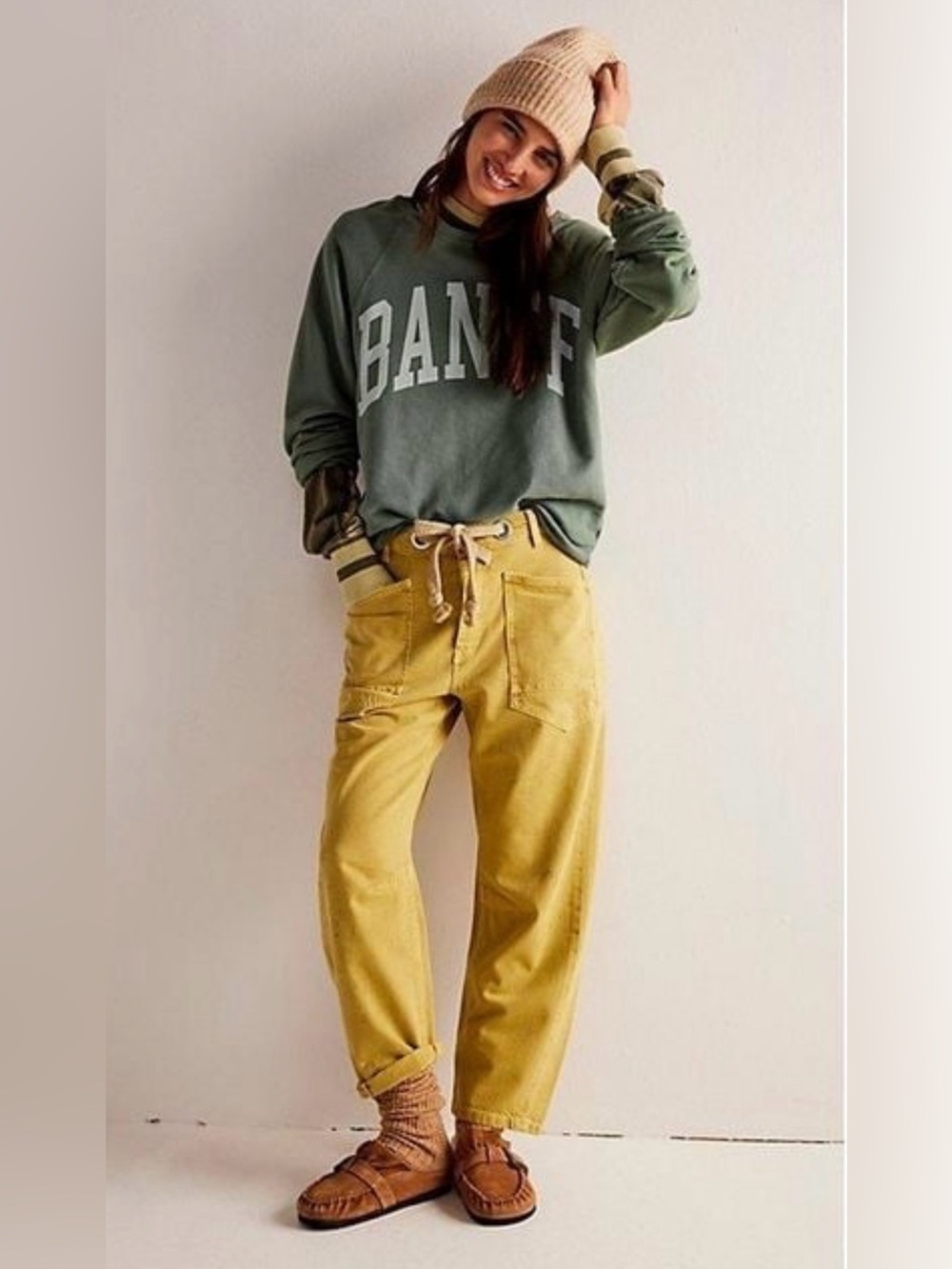 FREE PEOPLE CITRON MOXIE BARREL PAINT SPLATTER JEANS SIZE 24!! LIKE NEW!!